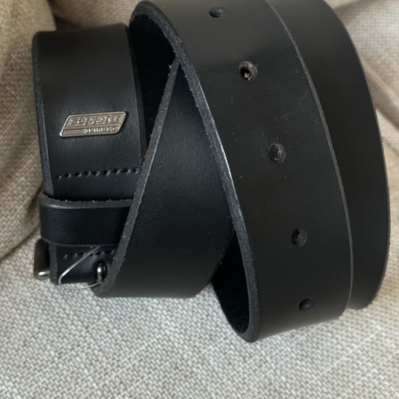 Dickies genuine leather belt size 40 - Picture 6 of 8